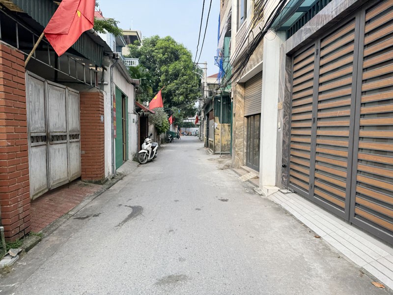 Bán lô góc 60m2 ngõ 195/2 Phúc Lợi - Vị trí đẹp, đường ô tô tránh, gần trường chợ 3