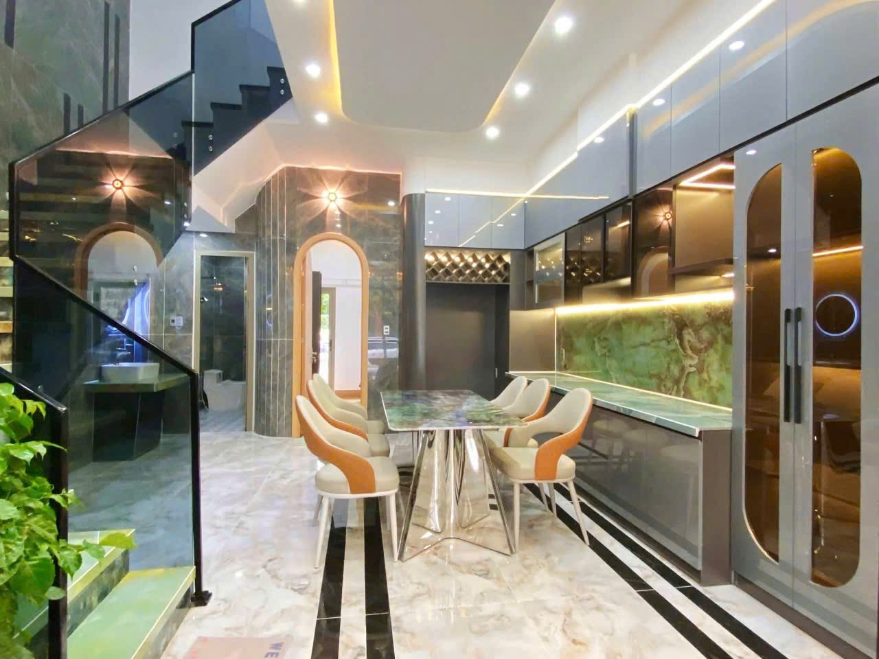 SIÊU PHẨM NHÀ 3 TẦNG TÂN CỔ ĐIỂN VIP ĐANG HOÀN THIỆN ,SAU LƯNG TRẦN NAM TRUNG,HOÀ XUÂN,ĐÀ NẴNG 2