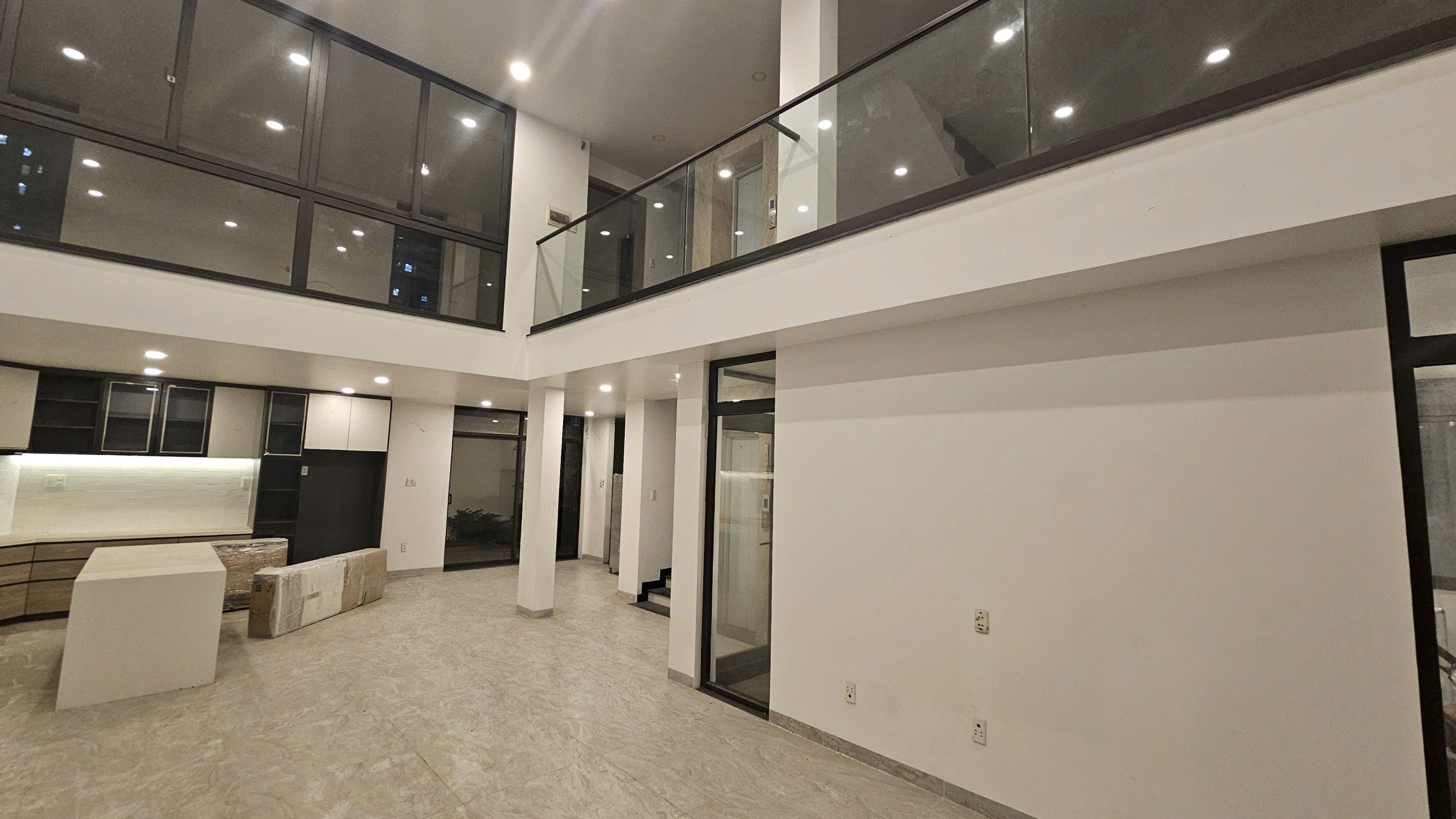 Cho thuê Nhà mặt tiền Phường Phú Hữu, Quận 9, Diện tích 300m², Giá 60 Triệu/tháng 3