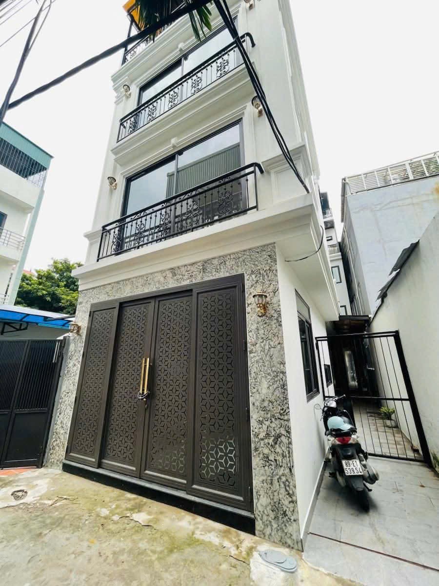BÁN NHÀ LONG BIÊN 5 TẦNG LÔ GÓC - Ô TÔ ĐỖ CỬA - FULL NỘI THẤT nhỉnh 6 tỷ 5