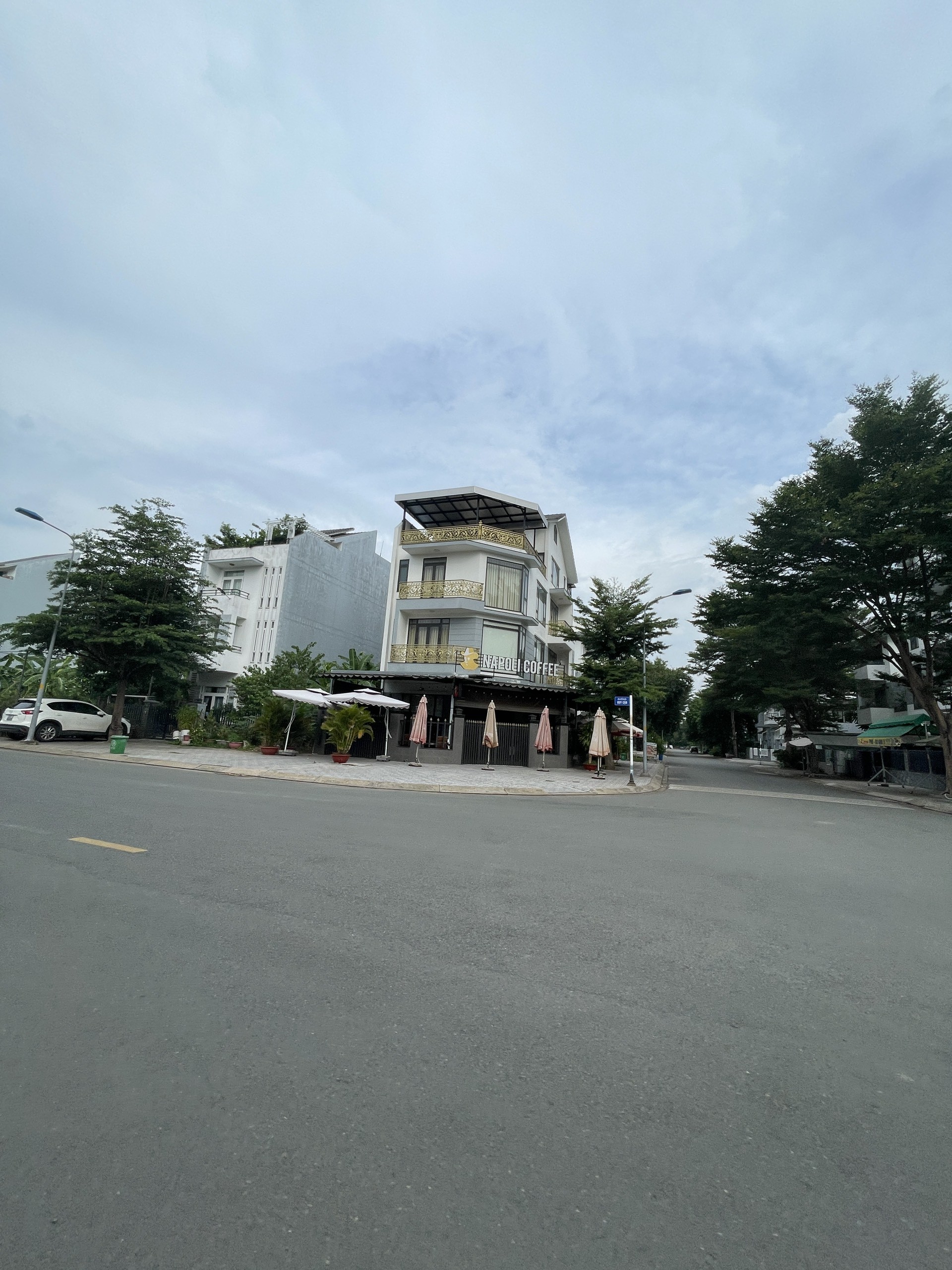 Cần bán Biệt thự Phường Phước Long B, Quận 9, Diện tích 220m², Giá 30 Tỷ 3