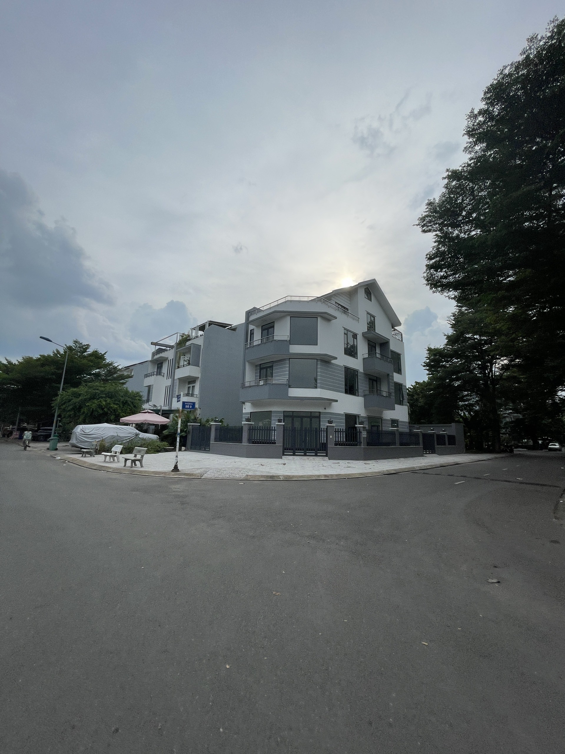 Cần bán Biệt thự Phường Phước Long B, Quận 9, Diện tích 220m², Giá 30 Tỷ
