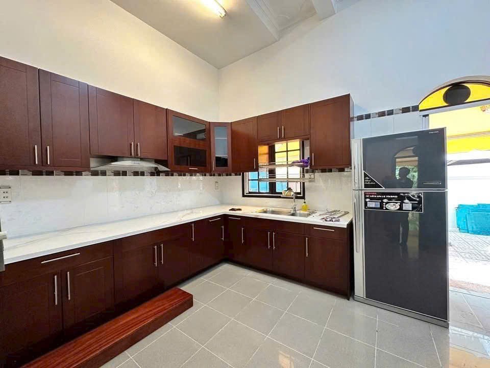 Cho thuê Biệt thự Phường An Phú, Quận 2, Diện tích 500m², Giá 143 Triệu/tháng