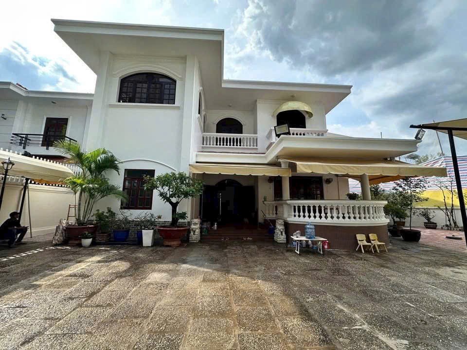 Cho thuê Biệt thự Phường An Phú, Quận 2, Diện tích 500m², Giá 143 Triệu/tháng 2