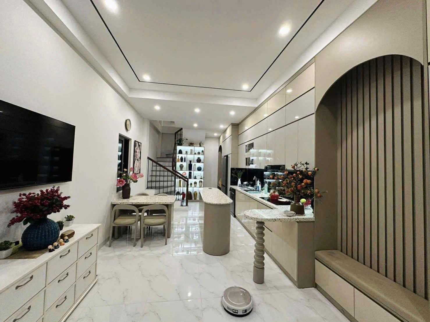 BÁN NHÀ PHỐ TRẠM – DÂN XÂY – FULL NỘI THẤT NHẬP KHẨU 4