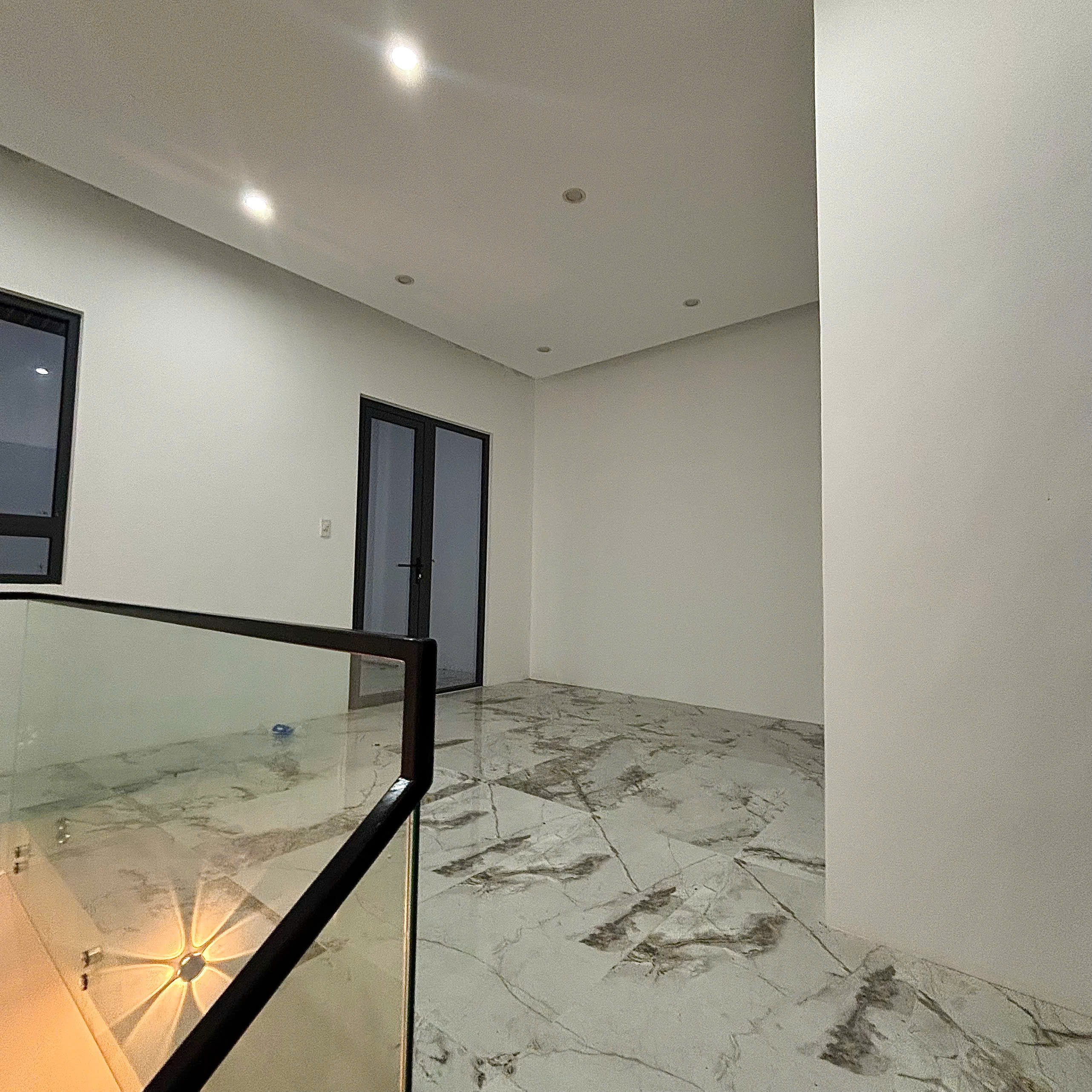 CẦN BÁN GẤP NHÀ 3 TẦNG HIỆN ĐỊA 2 MẶT TIỀN KIỆT HOÀNG VĂN THÁI,LIÊN CHIỂU,ĐÀ NẴNG 7