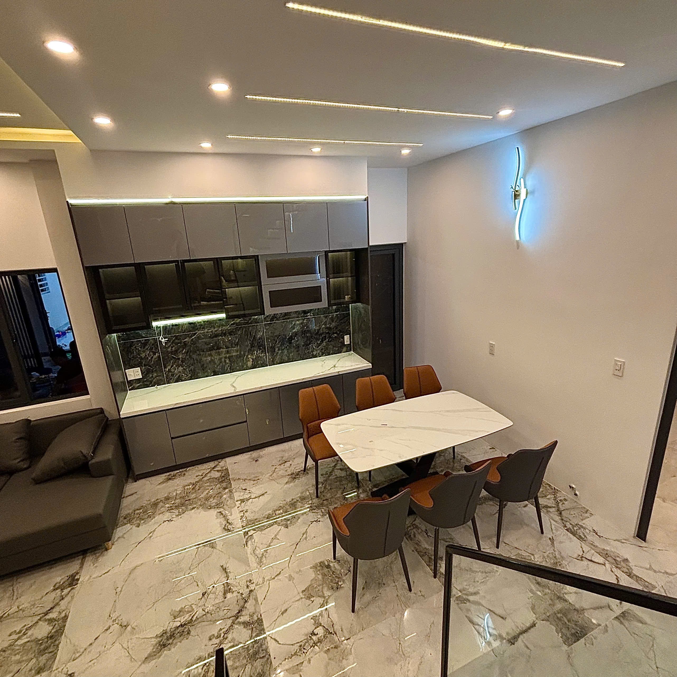 CẦN BÁN GẤP NHÀ 3 TẦNG HIỆN ĐỊA 2 MẶT TIỀN KIỆT HOÀNG VĂN THÁI,LIÊN CHIỂU,ĐÀ NẴNG 8