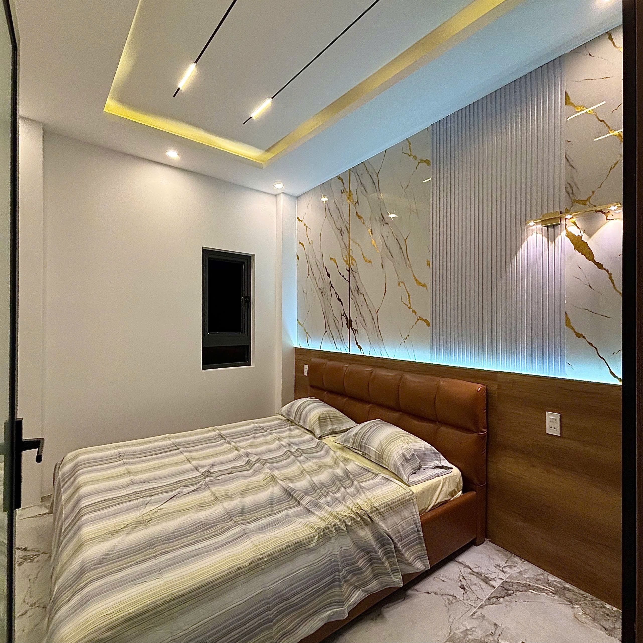 CẦN BÁN GẤP NHÀ 3 TẦNG HIỆN ĐỊA 2 MẶT TIỀN KIỆT HOÀNG VĂN THÁI,LIÊN CHIỂU,ĐÀ NẴNG 11
