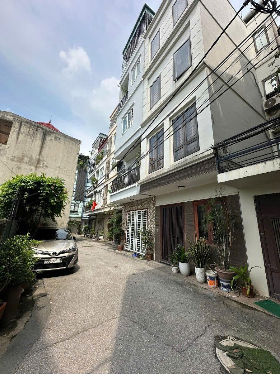 BÁN NHÀ MẶT PHỐ NGỌC THỤY LONG BIÊN -  BIỆT THỰ SÂN VƯỜN ĐỈNH - Ô TÔ - GIÁ ĐẦU TƯ 2