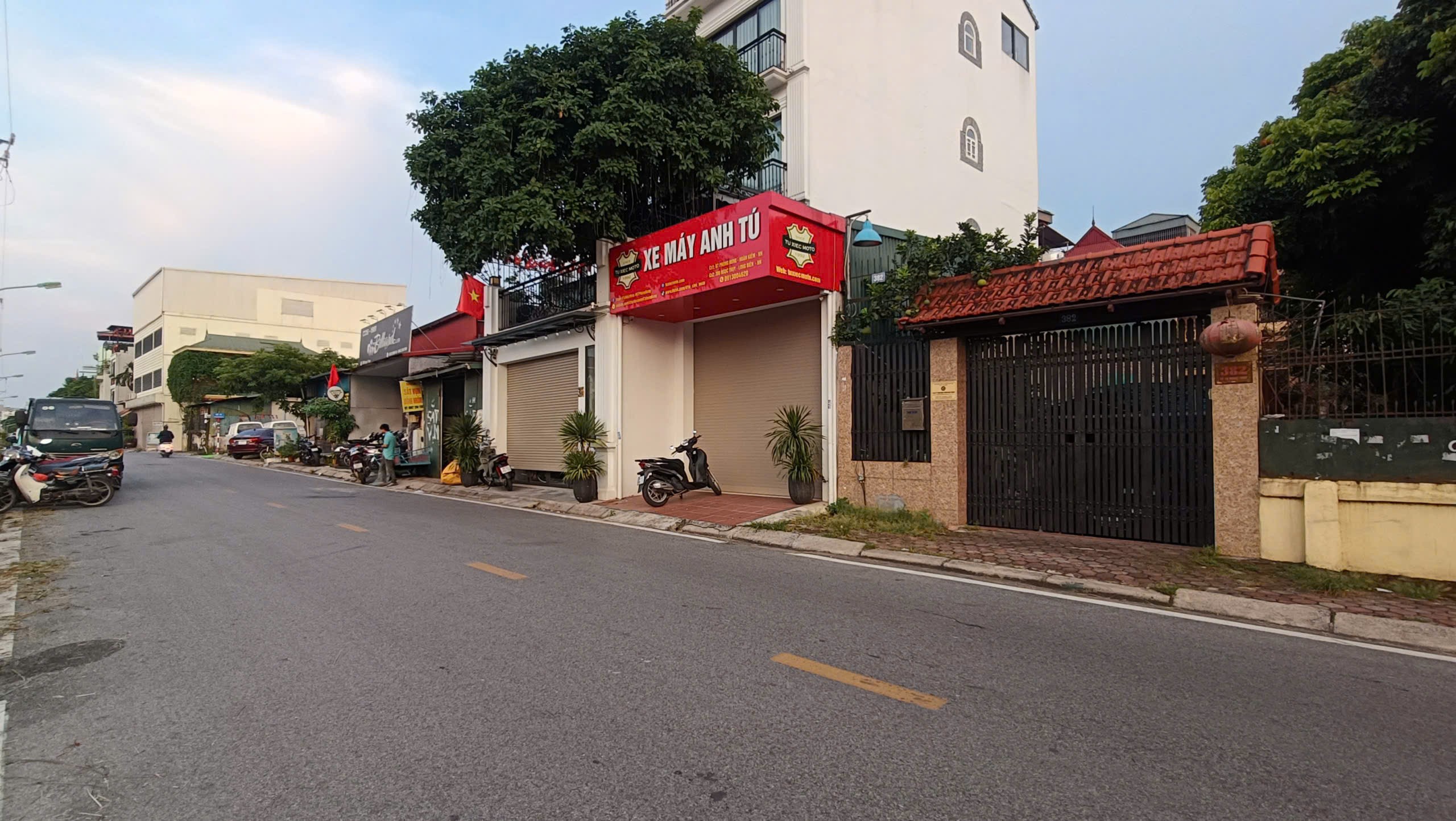 BÁN NHÀ MẶT PHỐ NGỌC THỤY LONG BIÊN -  BIỆT THỰ SÂN VƯỜN ĐỈNH - Ô TÔ - GIÁ ĐẦU TƯ