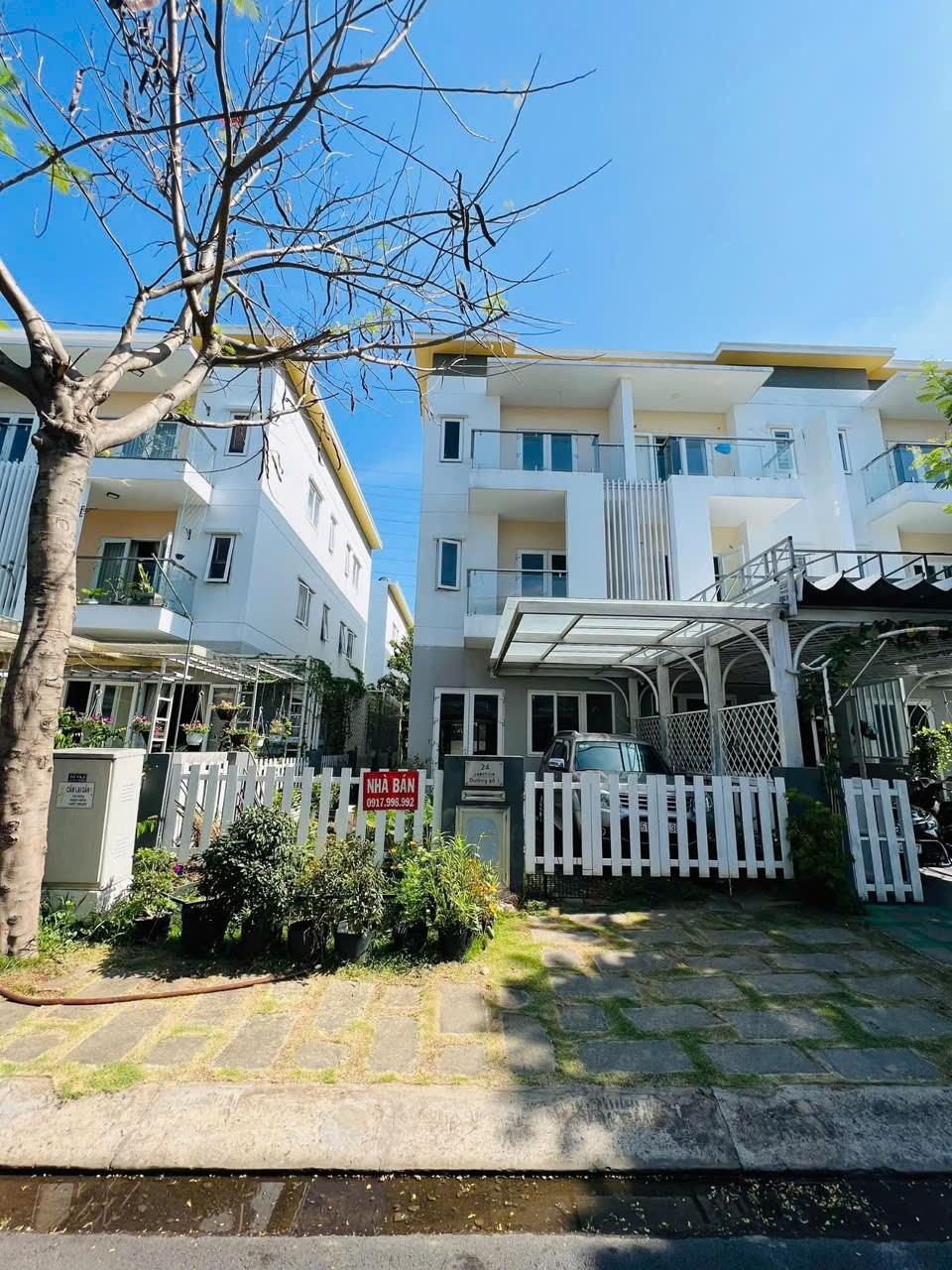 Cần bán Nhà mặt tiền Phường Phú Hữu, Quận 9, Diện tích 161m², Giá 14 Tỷ 5