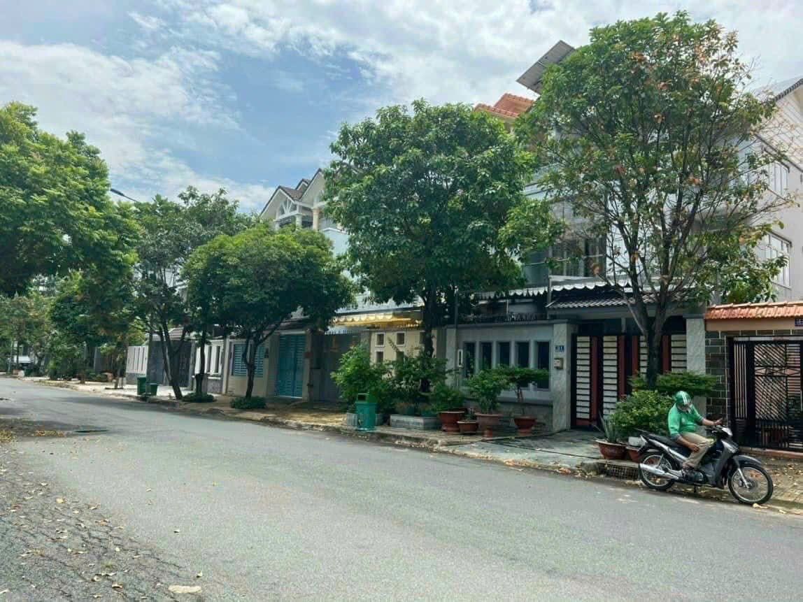 Cần bán Đất Phường Phước Long B, Quận 9, Diện tích 312m², Giá 082 Triệu/m²