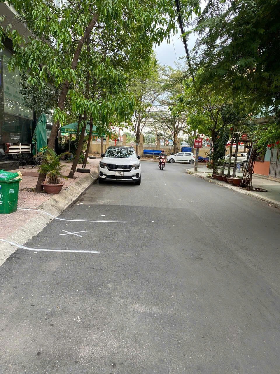 Bán NHANH lô đất sau lưng bệnh viện Đồng Nai- Đường 6m ôtô tránh nhau 2