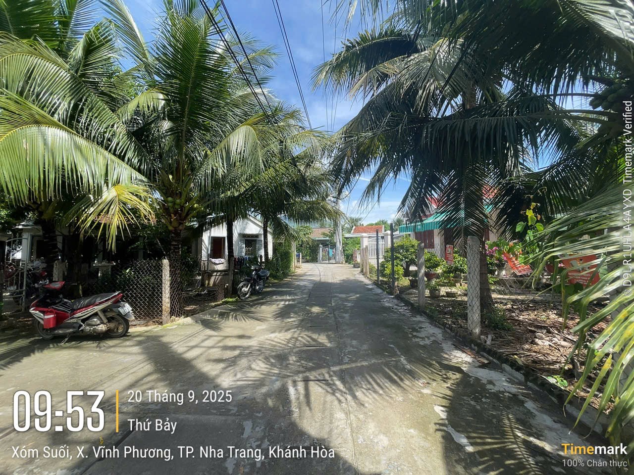 đát thổ cư góc 2 mặt tiền giá rẻ . diện tích 293 m2 giá 2 tỷ 800 , đưởng ô tô thông thoáng 2