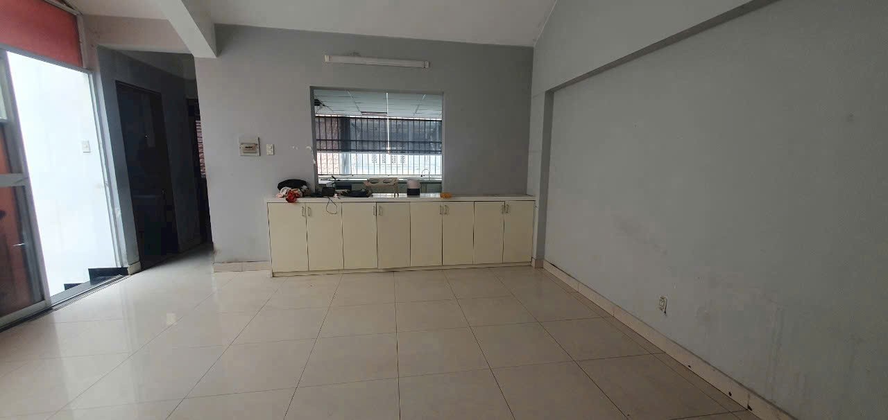 Cho thuê Nhà mặt tiền Phường An Phú, Quận 2, Diện tích 150m², Giá 0100 Triệu/tháng 4