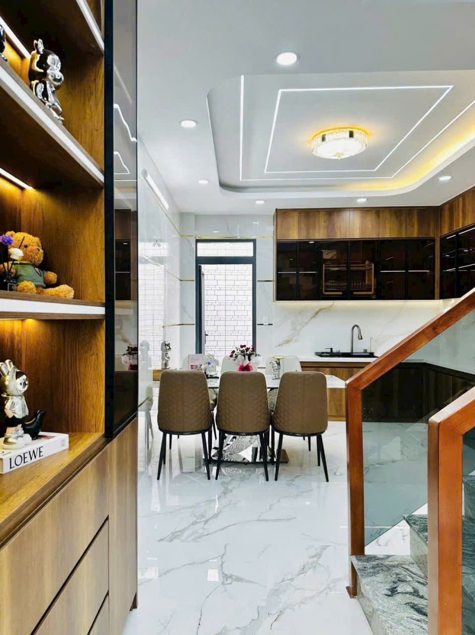 Nhà khu dân cư Mã Lò, Bình Trị Đông dt 56m2 3 lầu 5pn 5 wc giá 7,5 tỷ 5