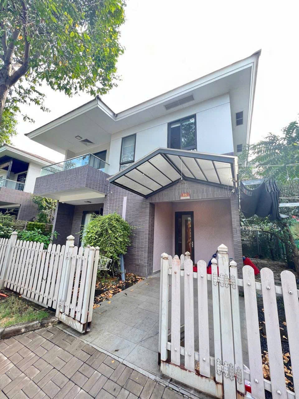 Cho thuê Nhà mặt tiền Phường Phước Long B, Quận 9, Diện tích 169m², Giá Thương lượng 8