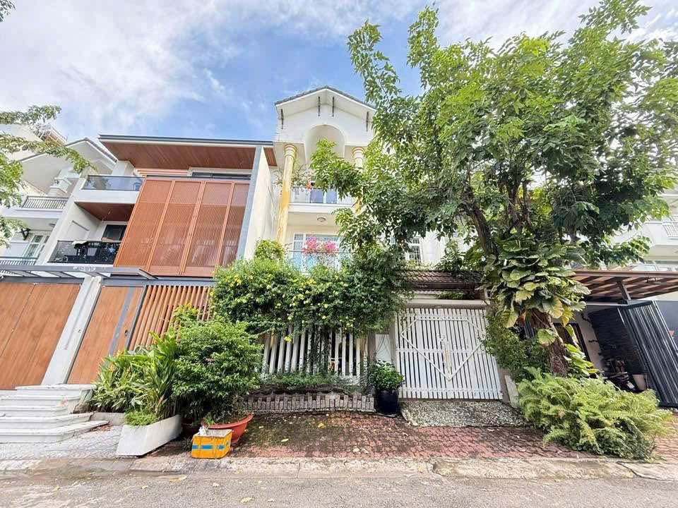 Cần bán Nhà mặt tiền Quận 9, Hồ Chí Minh, Diện tích 192m², Giá 26.8 Tỷ 3