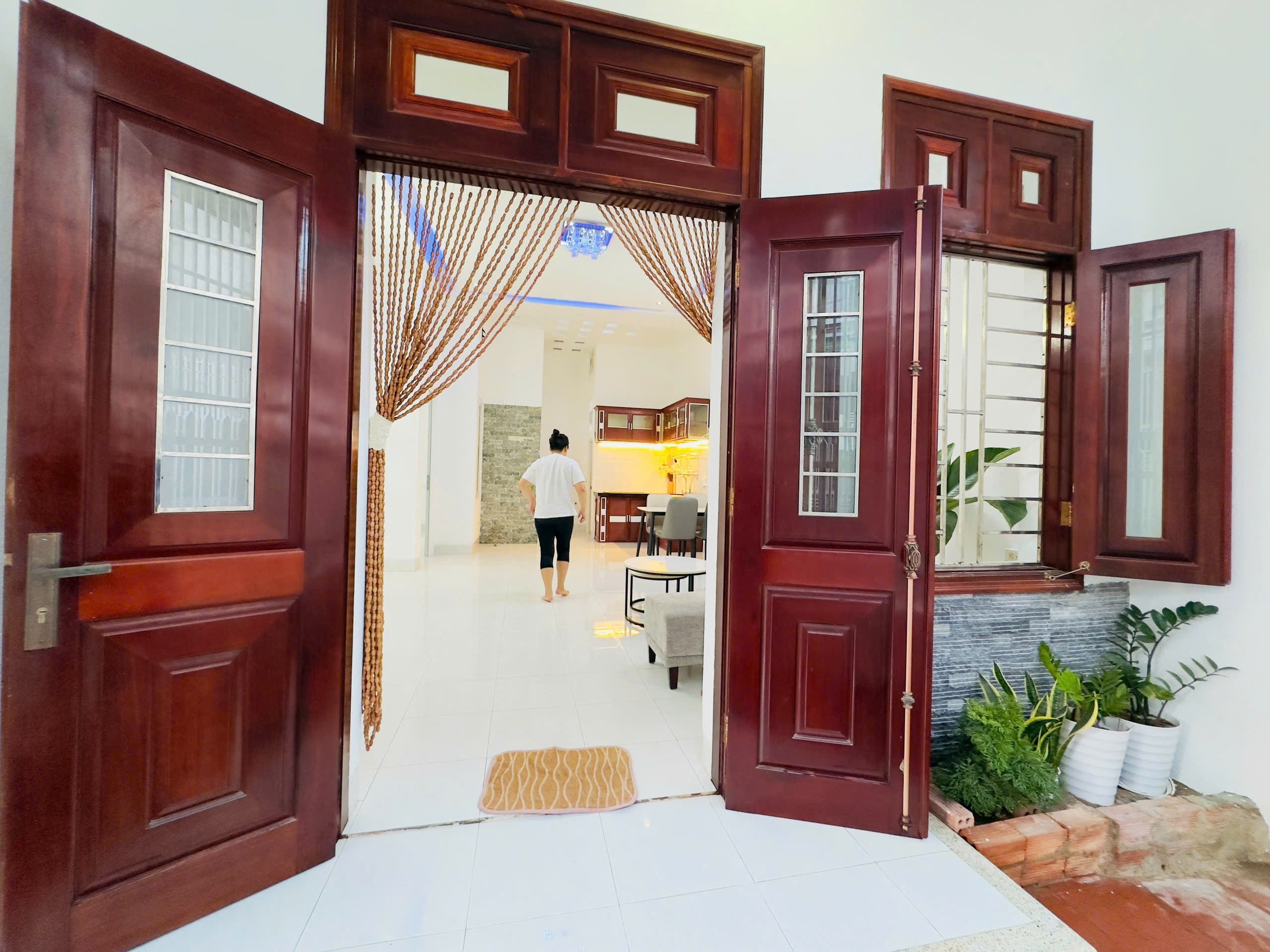BÁN NHÀ THIẾT KẾ HIỆN ĐẠI NGANG ĐẸP 7m5 TẠI PHƯỜNG BẮC NHA TRANG. 4