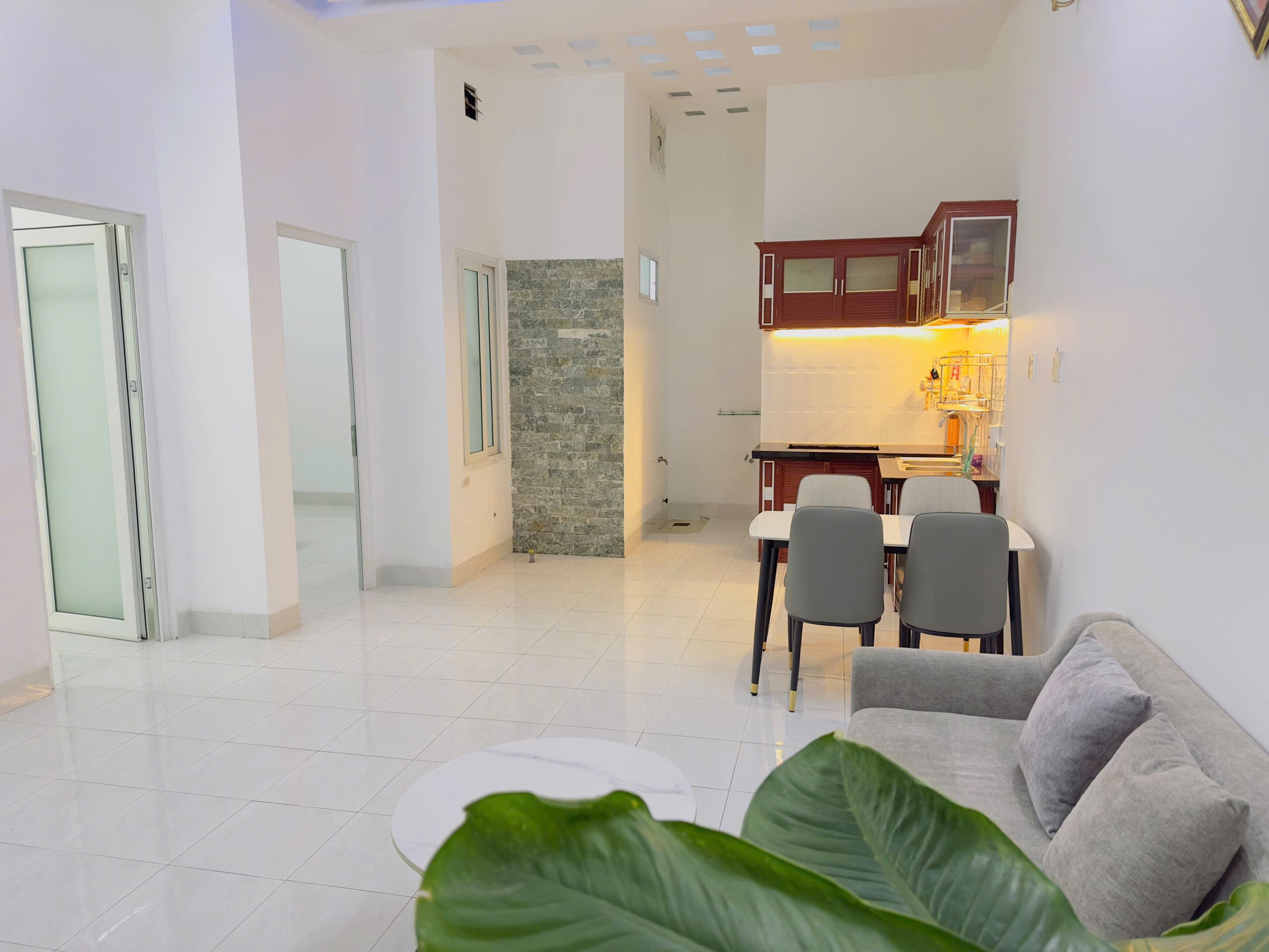 BÁN NHÀ THIẾT KẾ HIỆN ĐẠI NGANG ĐẸP 7m5 TẠI PHƯỜNG BẮC NHA TRANG. 3