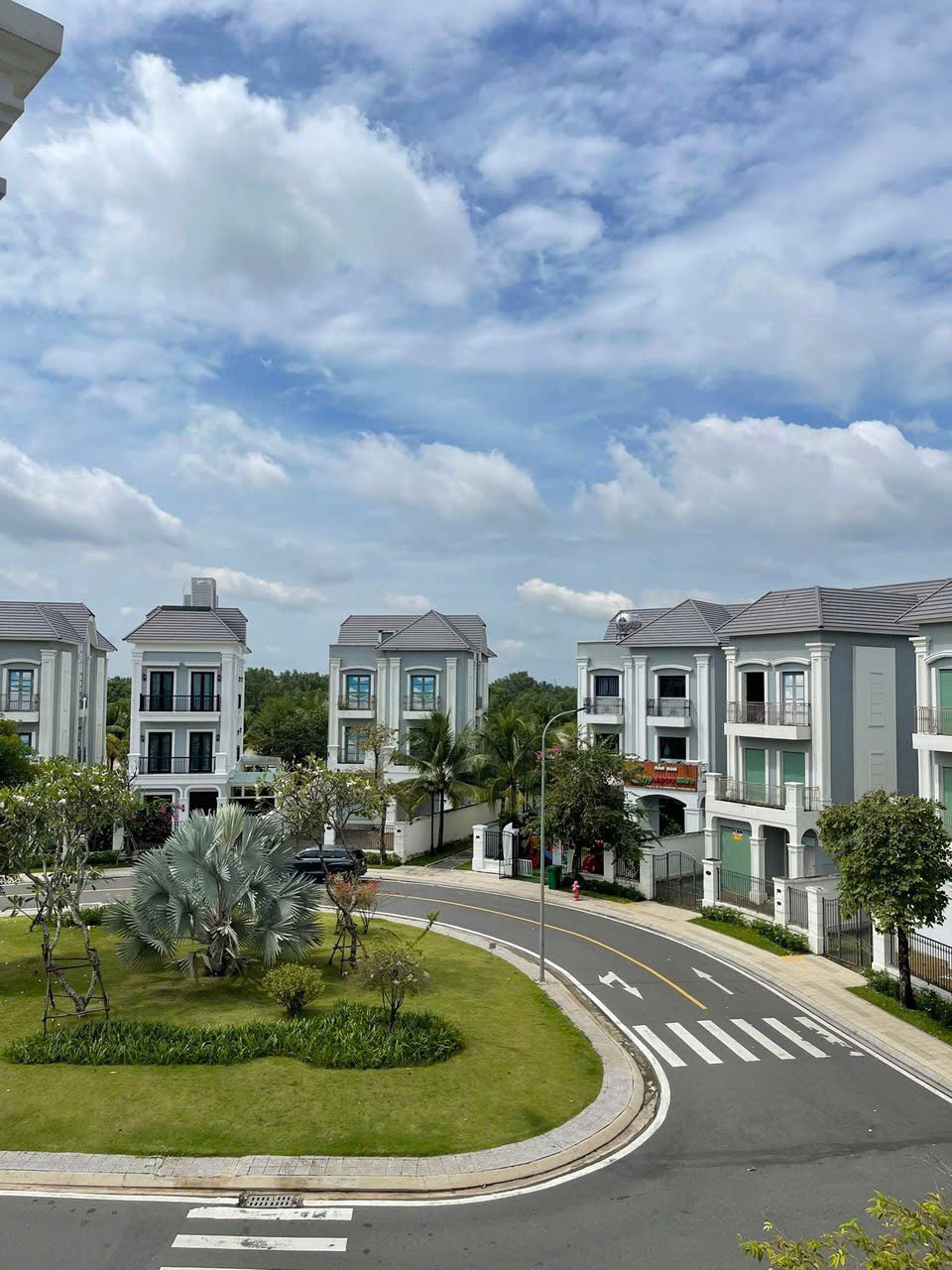 Cần bán Đất Phường Phú Hữu, Quận 9, Diện tích 130m², Giá 10.5 Tỷ 2