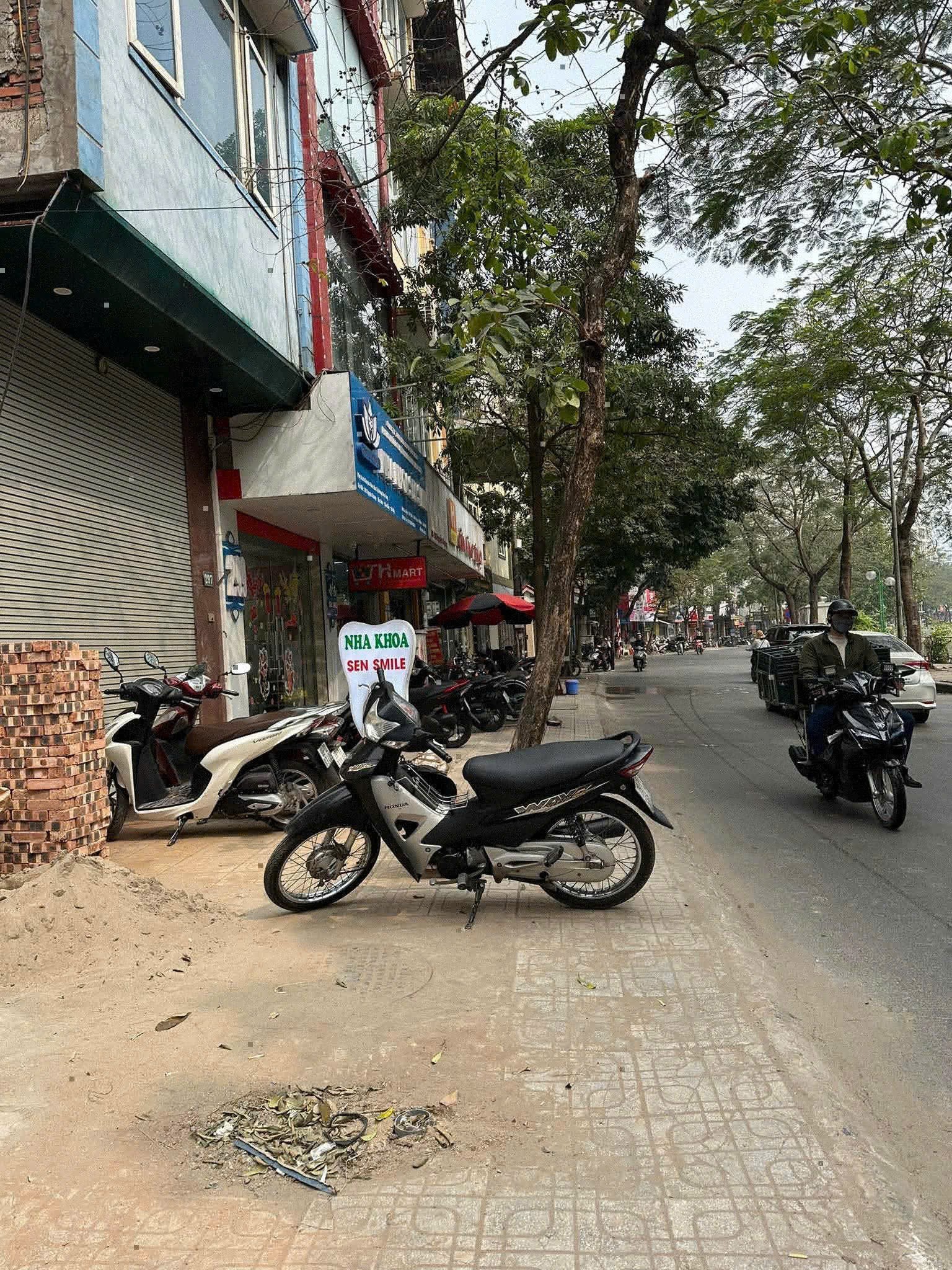 CĂN VIP DUY NHẤT MẶT PHỐ NGUYỄN KHANG VIEW SÔNG  NẰM NGAY TRUNG TÂM QUẬN CẦU GIẤYTOÀ VĂN PHÒNG - 3