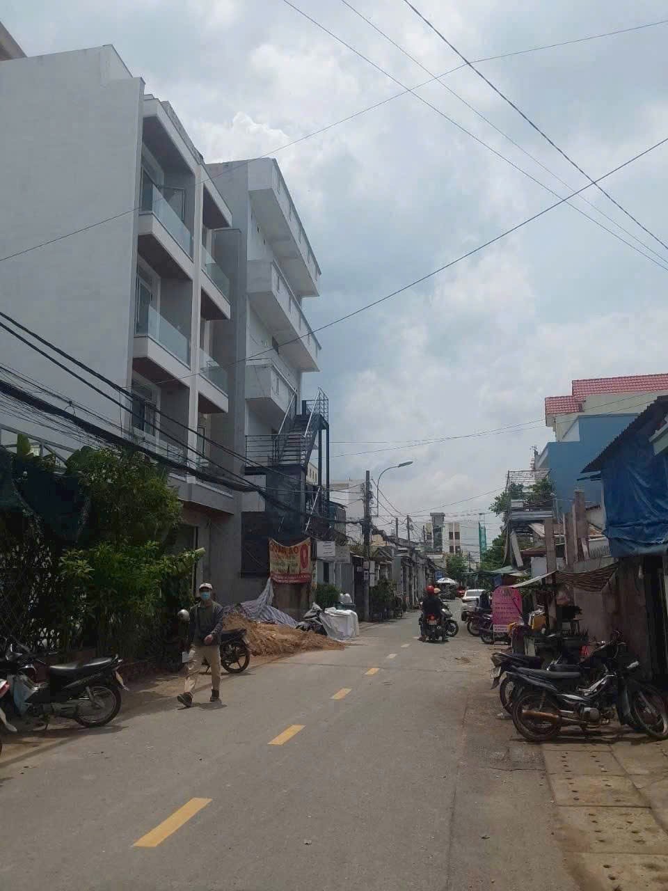 Cần bán Nhà mặt tiền Phường Linh Đông, Thủ Đức, Diện tích 74m², Giá 010.5 Tỷ 3