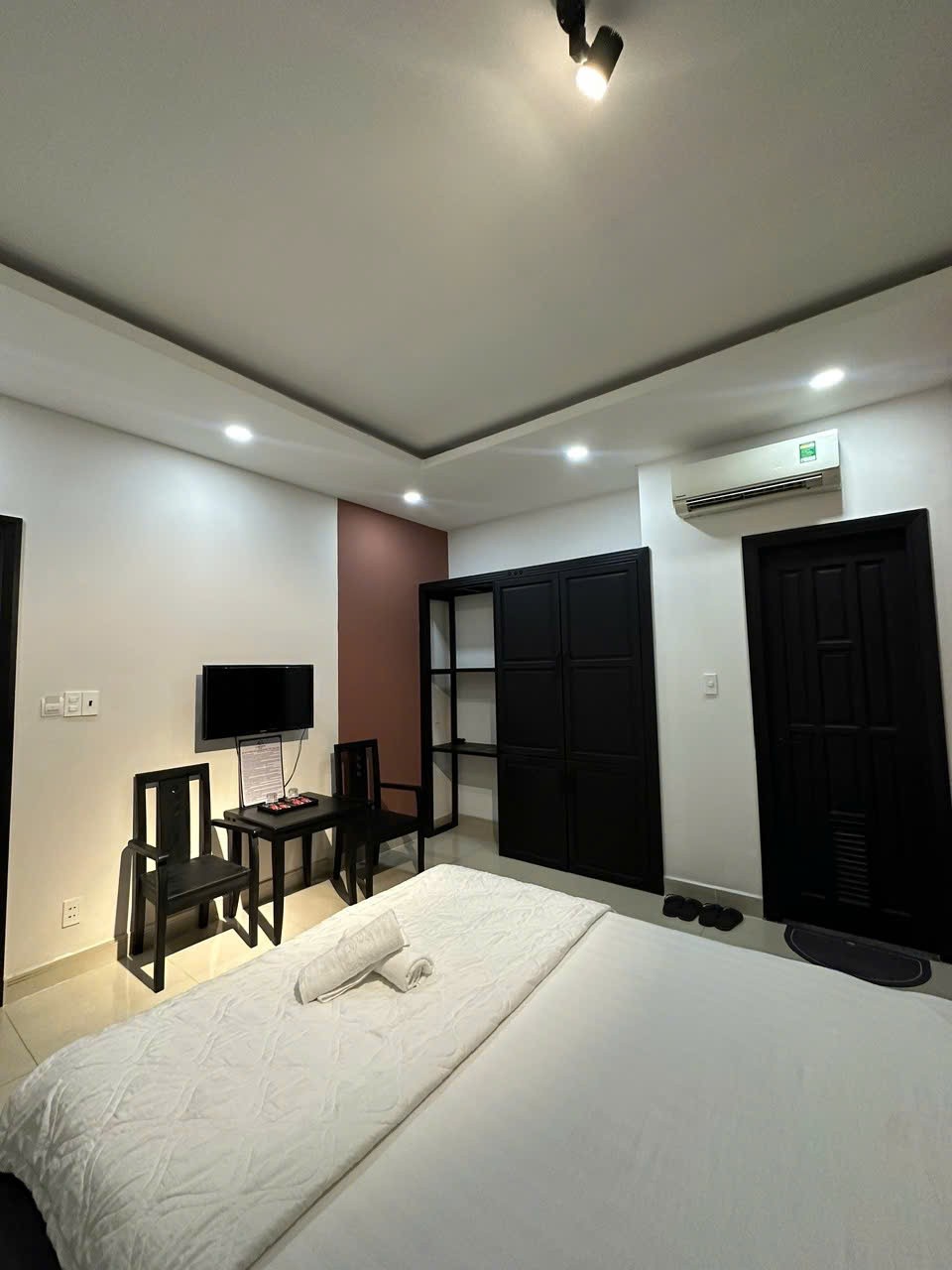Cần bán Nhà mặt tiền Quận 9, Hồ Chí Minh, Diện tích 304m², Giá 42 Tỷ 9