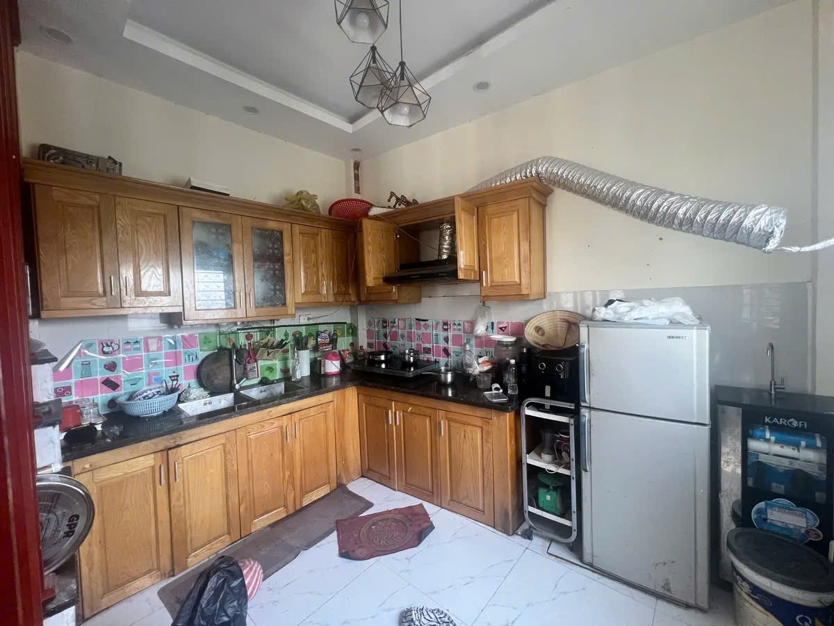 Bán nhanh nhà 36M2 x 4 tầng, MT 3.9 M, giá 5.3 tỷ Hòa Bình Hà Đông - Ô Tô qua nhà 4