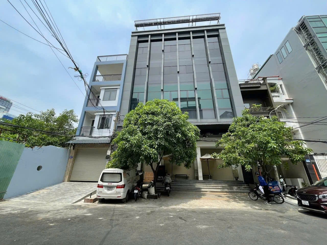 Cho thuê Nhà mặt tiền Phường 25, Bình Thạnh, Diện tích 240m², Giá 300 Triệu/tháng 2