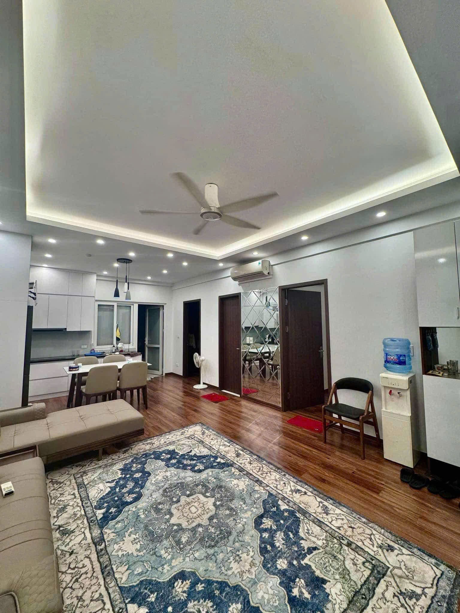 Cần bán gấp căn hộ góc full nội thất tại 6 tòa mới Thanh Hà-Hà Đông. 2