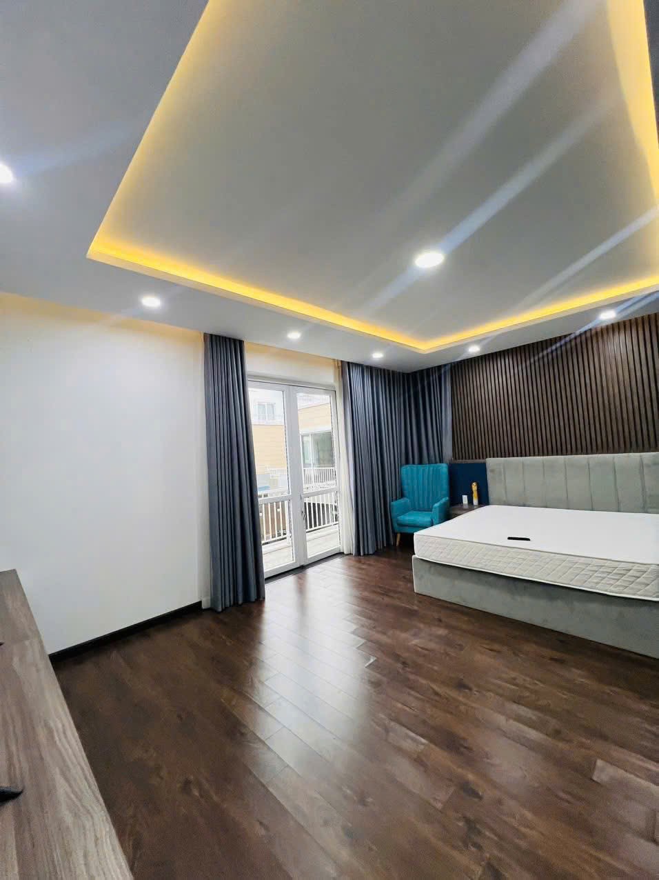 Cần bán Biệt thự Phường Phú Hữu, Quận 9, Diện tích 216m², Giá 028 Triệu/tháng 6