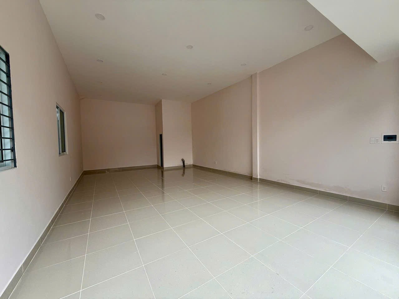 Cho thuê Nhà mặt tiền Phường Hiệp Bình Chánh, Thủ Đức, Diện tích 90m², Giá 025 Triệu/tháng