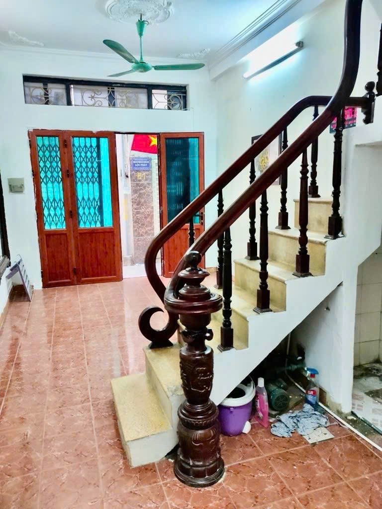 Phải thật nhanh, nhà đẹp Ngọc Hồi 40m2/ 50m2 sử dụng, 20m ra ô tô đỗ, ngõ thông các ngả, ở ngay, 4