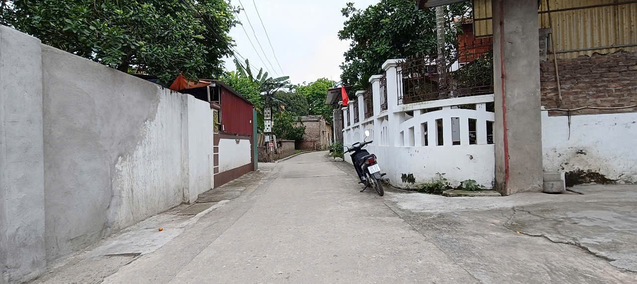Bán đất Tráng Việt, Mê Linh, HN. Đường rộng, oto ra vào đất. Gần dự án cầu Thượng Cát 3
