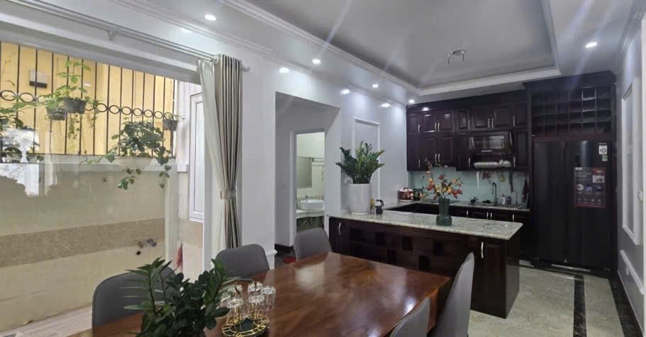Biệt thự Tân Tây Đô 214.2m2 - 3 tầng - MT 12m, vị trí đẹp, giá 29,9 tỷ 4