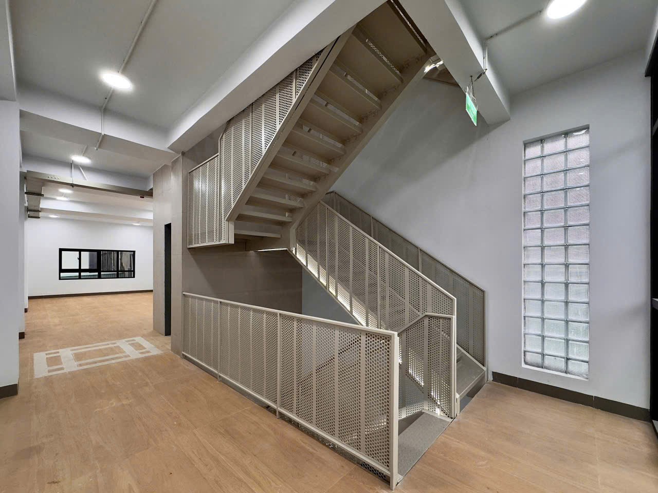 Cho thuê Nhà mặt tiền Phường Tam Bình, Thủ Đức, Diện tích 172m², Giá Thương lượng 6