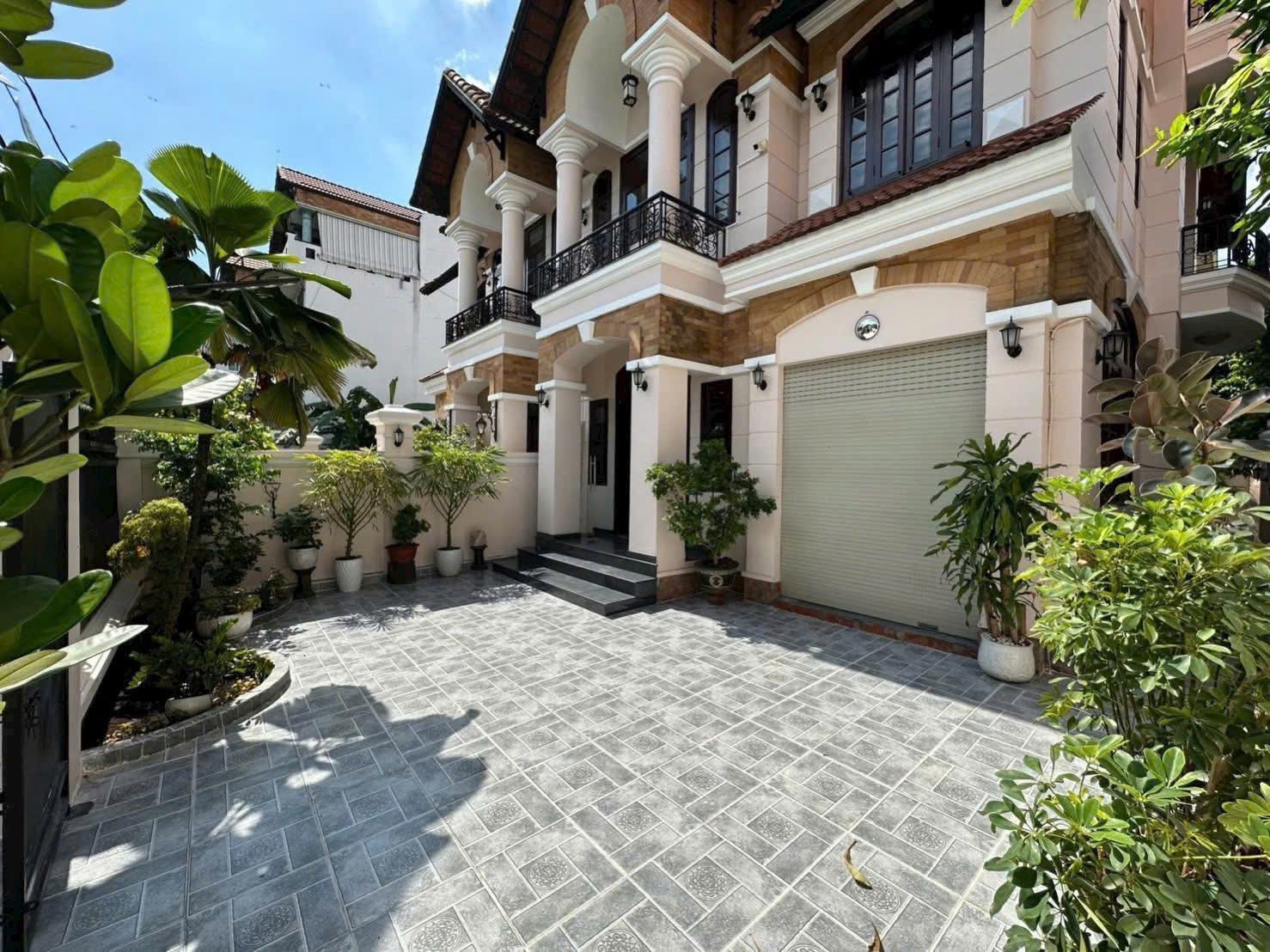 Cần bán Biệt thự Phường Bình An, Quận 2, Diện tích 188m², Giá 62 Tỷ 3