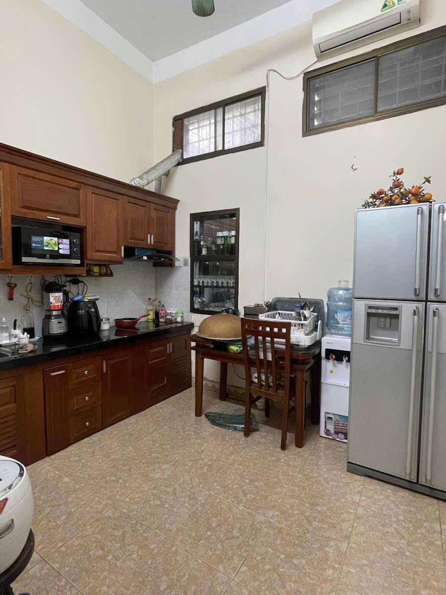 Bán nhà Khương Hạ - Ngõ đẹp nhà rộng 60m 4 tầng chỉ 20m ra phố 4