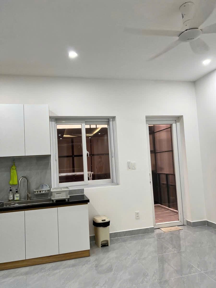 Cho thuê Nhà mặt tiền Quận 9, Hồ Chí Minh, Diện tích 85m², Giá 18 Triệu/tháng 4
