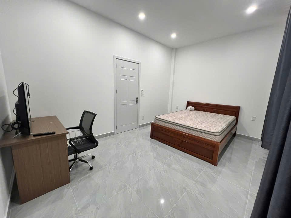 Cho thuê Nhà mặt tiền Quận 9, Hồ Chí Minh, Diện tích 85m², Giá 18 Triệu/tháng 8