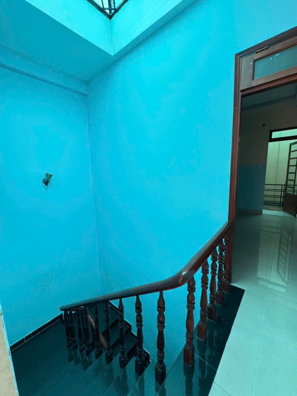 Nhà đẹp liên khu 5-6 dt 65m2 2 lầu 4pn 4wc đường nhựa giá 5 tỷ 10