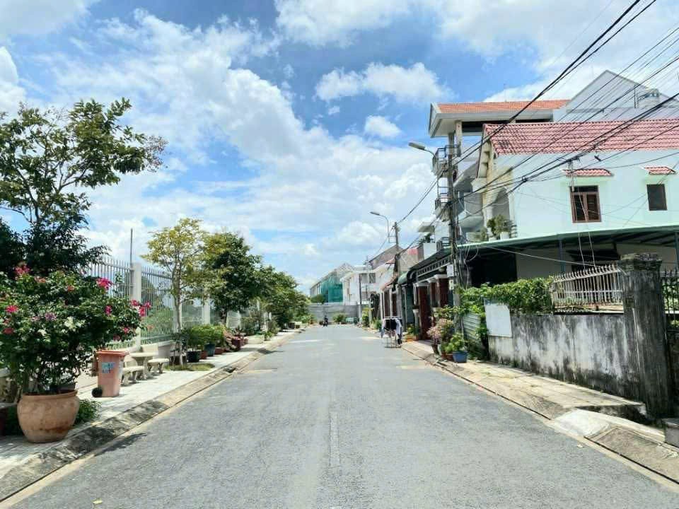 Cần bán Đất Phường Tăng Nhơn Phú A, Quận 9, Diện tích 115m², Giá 08.4 Tỷ