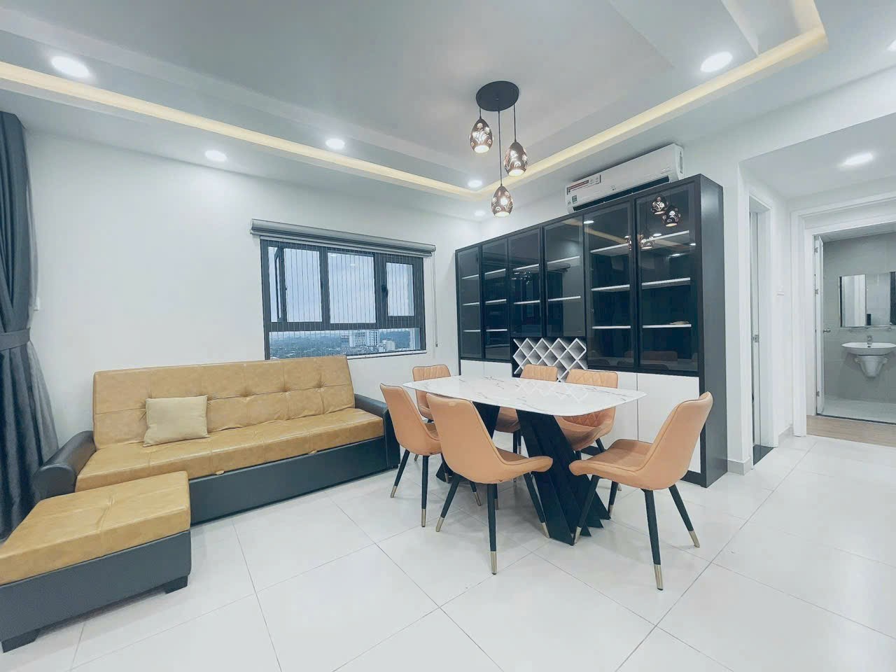 Cho thuê căn hộ cao cấp tại Biên Hoà có 2 phòng ngủ, đầy đủ nội thất