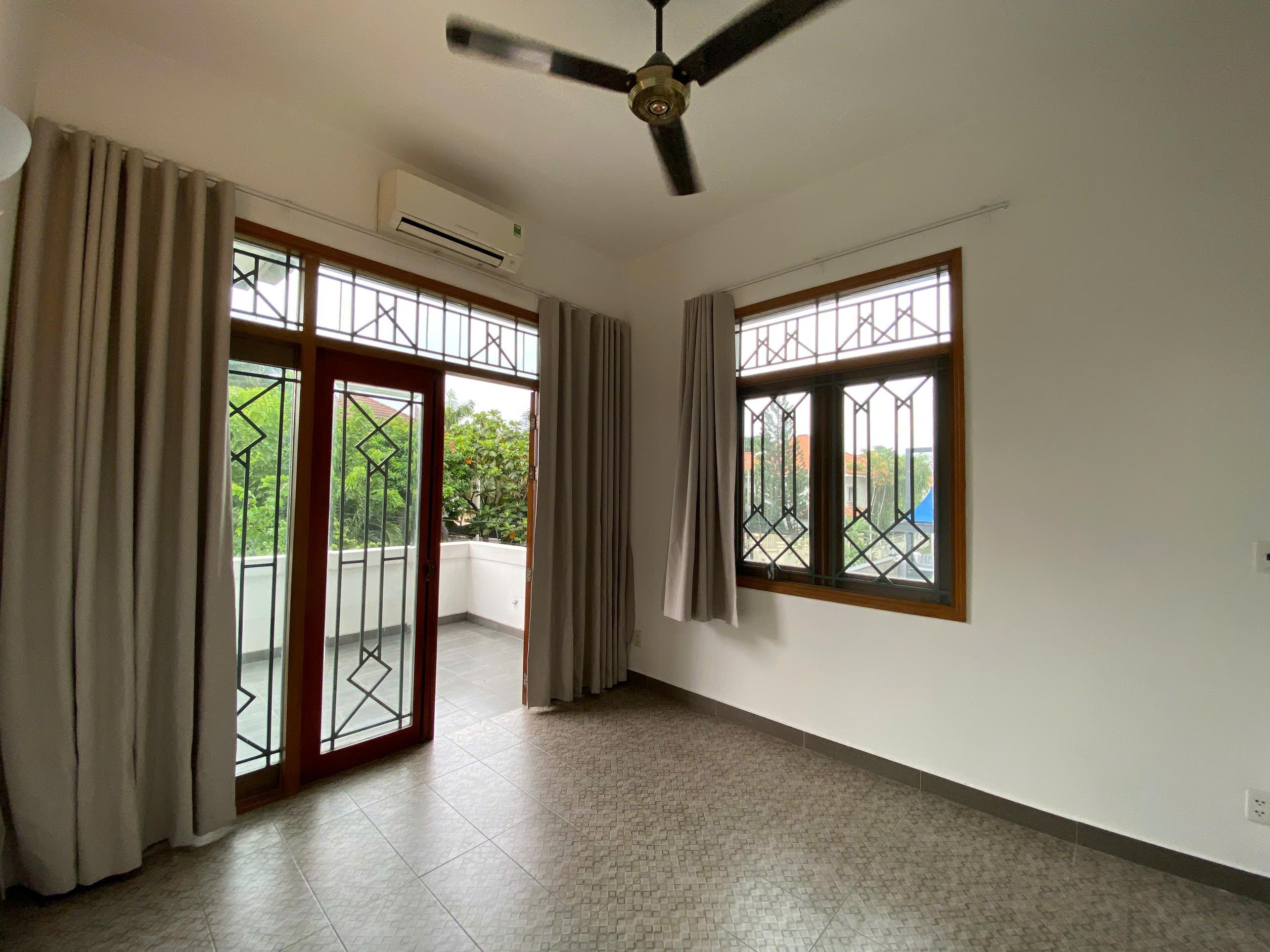 Cho thuê Căn hộ chung cư Quận 2, Hồ Chí Minh, Diện tích 100m², Giá Thương lượng 14