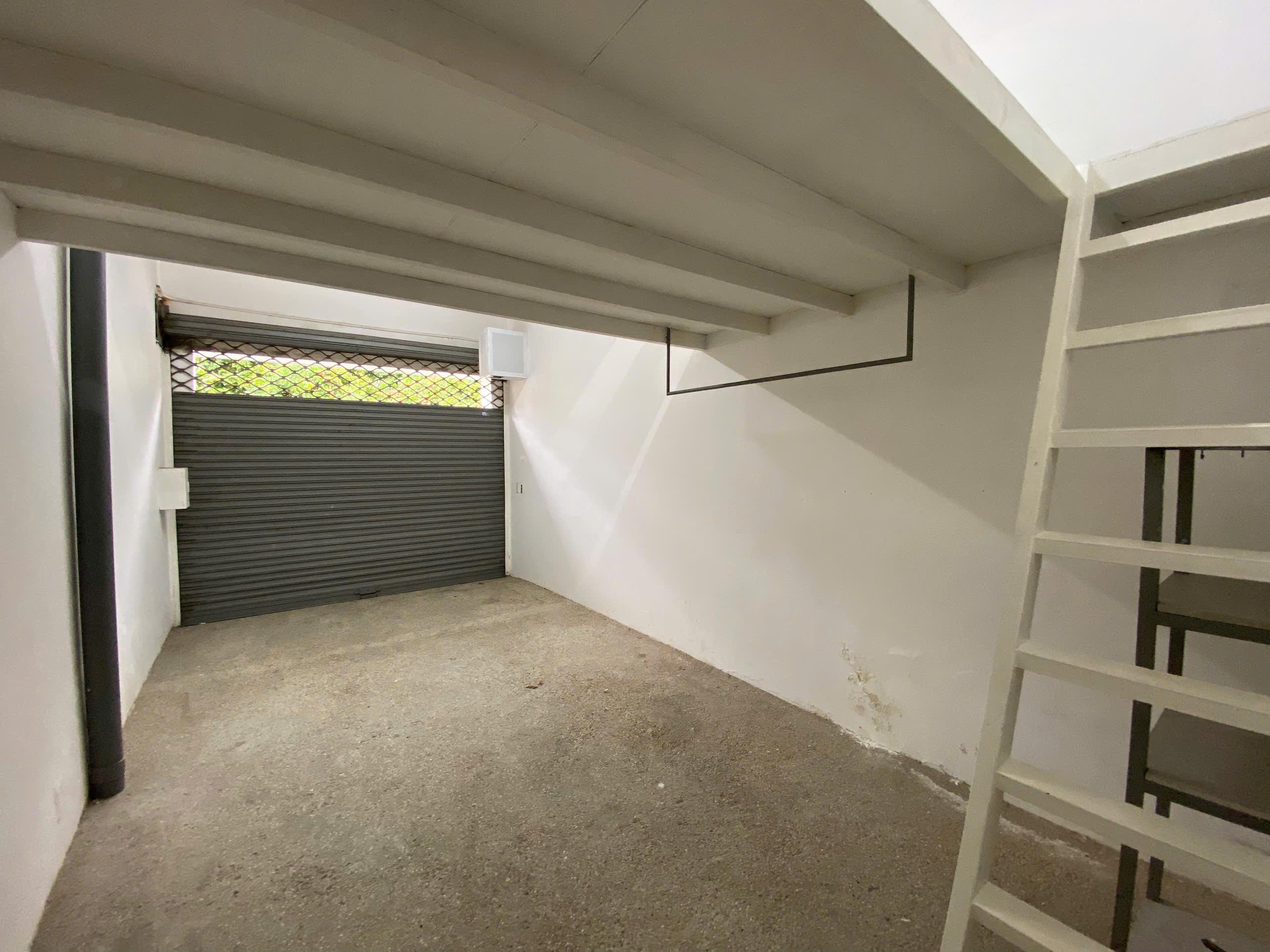 Cho thuê Căn hộ chung cư Quận 2, Hồ Chí Minh, Diện tích 100m², Giá Thương lượng
