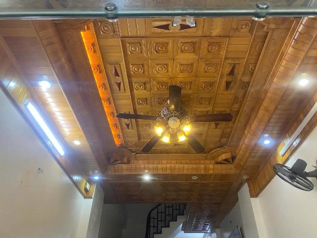 Bán nhà Văn Phú - Hà Đông DT 48m2 x 3 tầng - Nhà gần phố - Phân lô - Giá 11 tỷ 2
