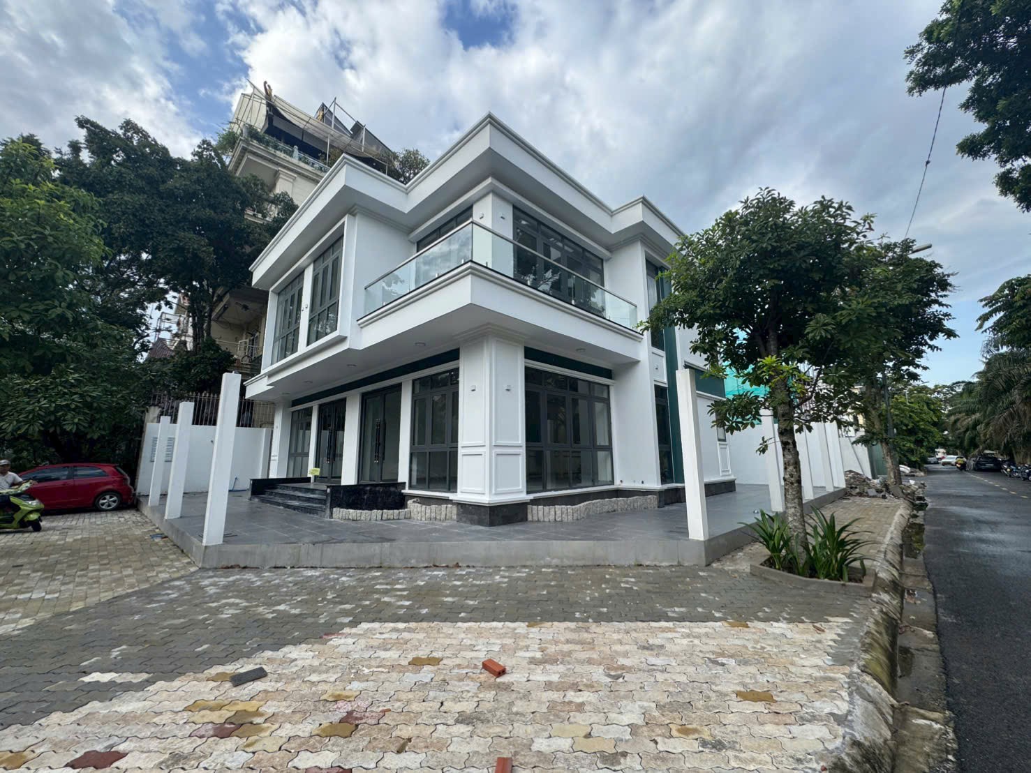 Cho thuê Văn phòng Phường An Khánh, Quận 2, Diện tích 350m², Giá Thương lượng 3