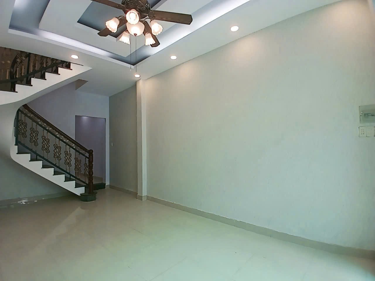 Cần bán Nhà mặt tiền Phường Phước Long B, Quận 9, Diện tích 76m², Giá 7.2 Tỷ 4