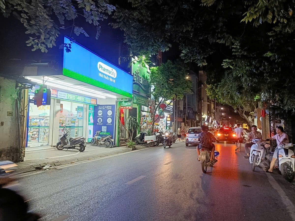 MẶT PHỐ - LÔ GÓC - DÒNG TIỀN - KINH DOANH ĐỈNH CAO BỒ ĐỀ LONG BIÊN 5